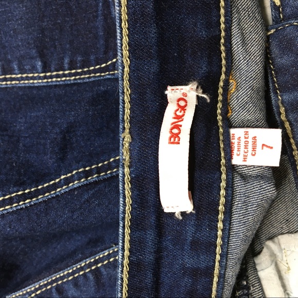 ⬇️Bongo Distressed Crochet Lace Denim Shorts Size 7 - Picture 11 of 14